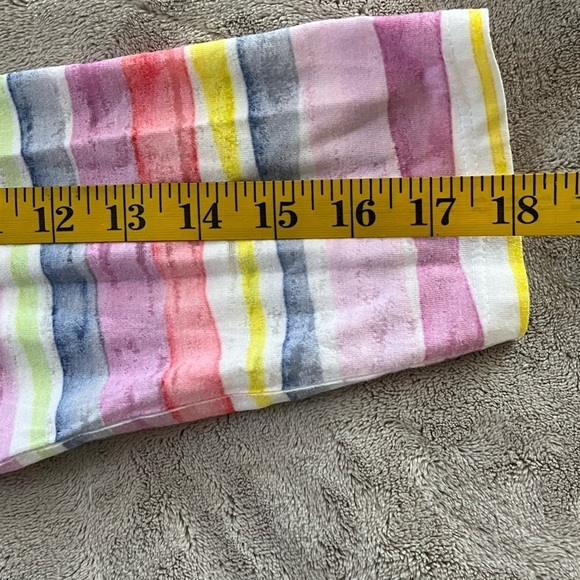 Sundance Catalog - Whimsy Rose Muted watercolored Floral featherweight Top M - Picture 9 of 10